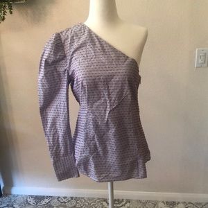 One shoulder puff sleeve blouse